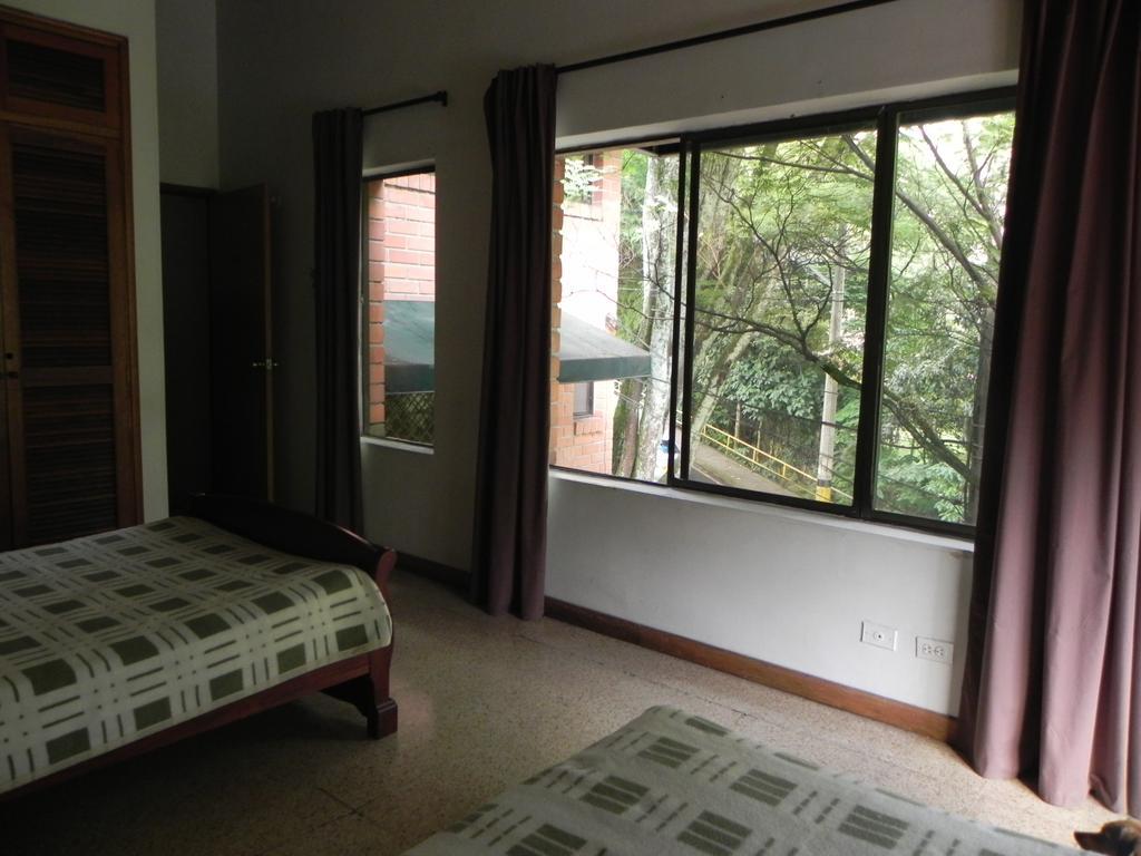 Hostal Tamarindo Itagüí Стая снимка