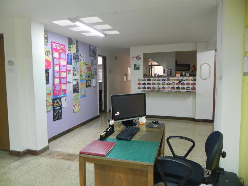 Hostal Tamarindo Itagüí Екстериор снимка