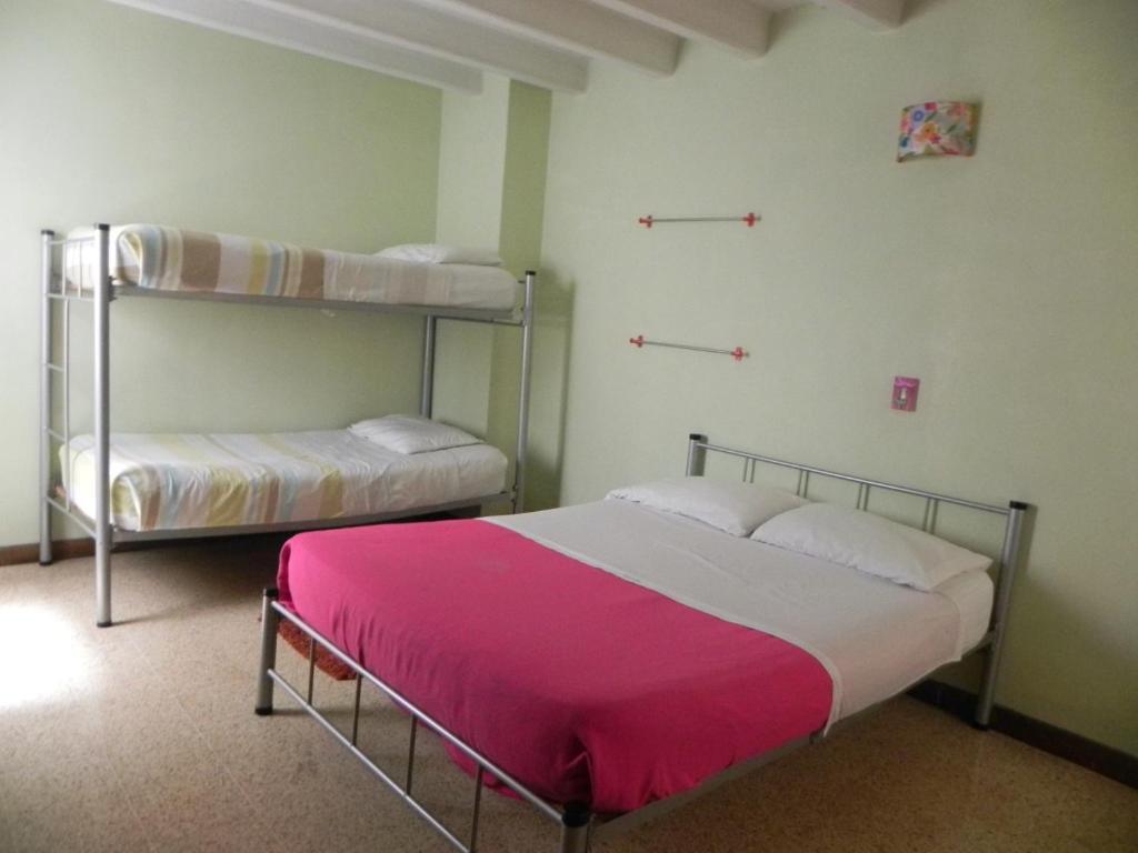 Hostal Tamarindo Itagüí Стая снимка